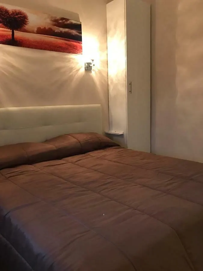 Apartment House Dini Hotel Padova Italy